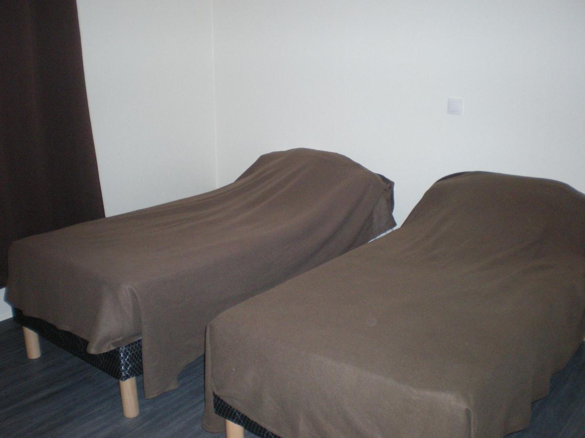Hotel Dg Mery-sur-Oise Luaran gambar