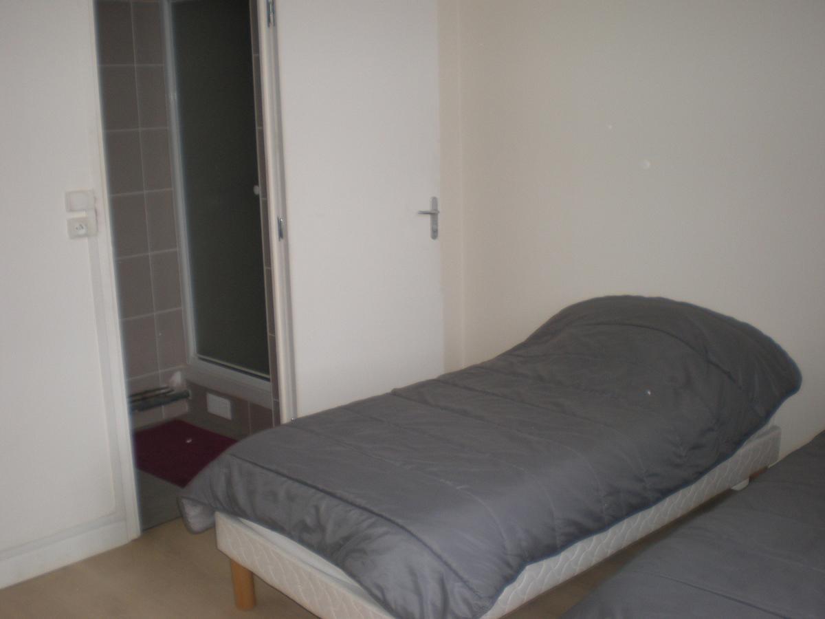 Hotel Dg Mery-sur-Oise Luaran gambar